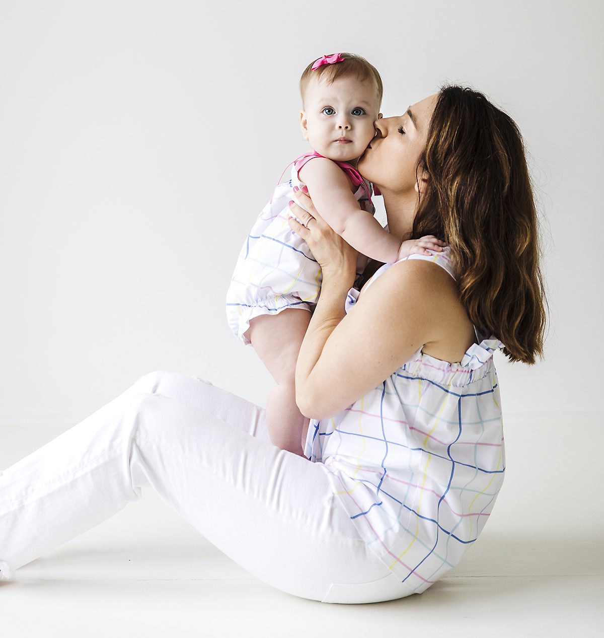 Mom Baby Kisses Square